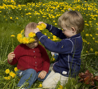 儿童和花卉