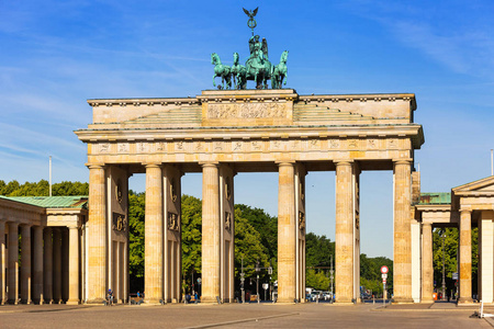 柏林在日出图片