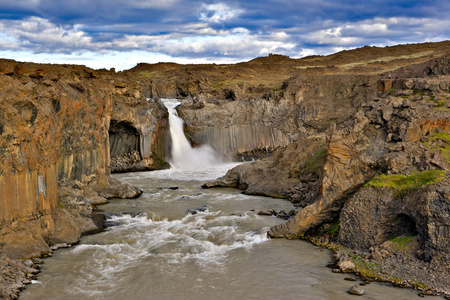 瀑布 Aldeyjarfoss 冰岛