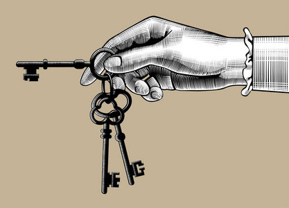 女人的手与旧钥匙