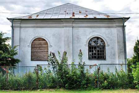 klimontow 旧的犹太教堂。波兰