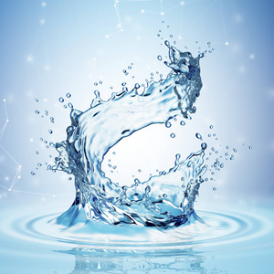 在与一滴水从上空飞行的深蓝色的水溅照片