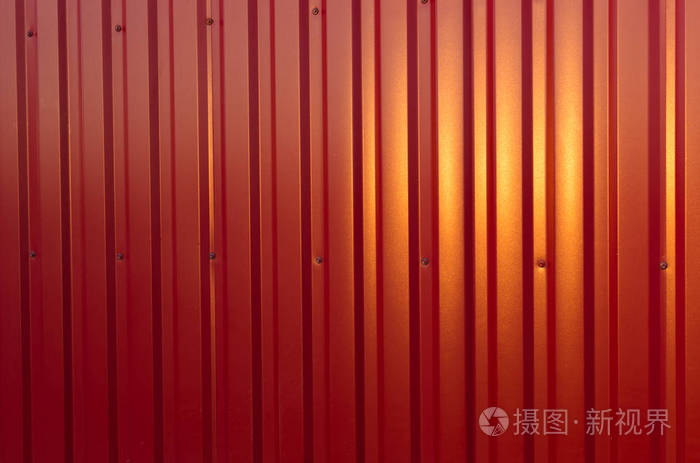 金属红色波纹的背景