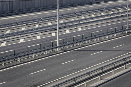 多波段柏油赛道