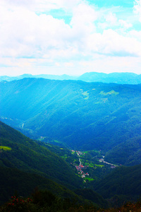 阿尔卑斯山的壮观景象