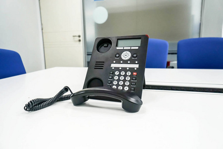 Ip 网络电话机 在现代会议室管理会议
