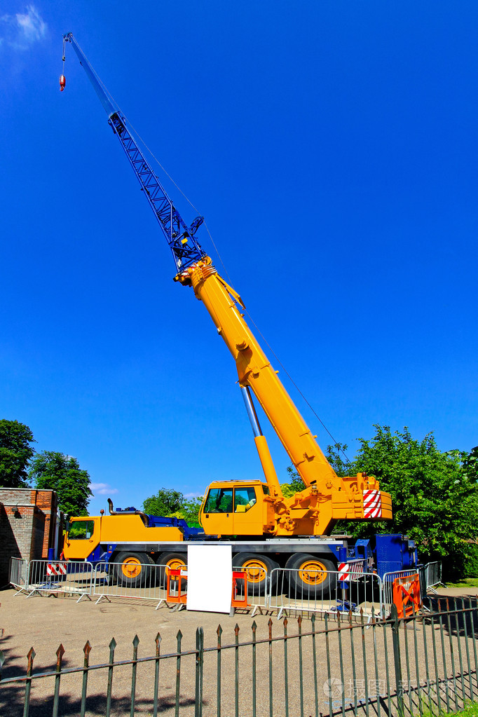 大型起重机