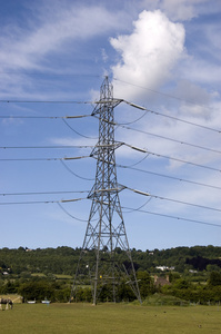 架高压输电线的电缆塔