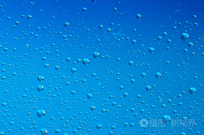 雨 热带地区的雨季，雨天 雨点般降落的东西 lt俚gt电子流