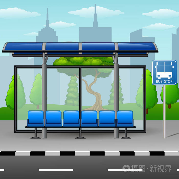 树木对城市天际线的背景下公共汽车站
