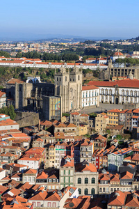 美丽的波尔图天际线屋顶和城市中心，葡萄牙