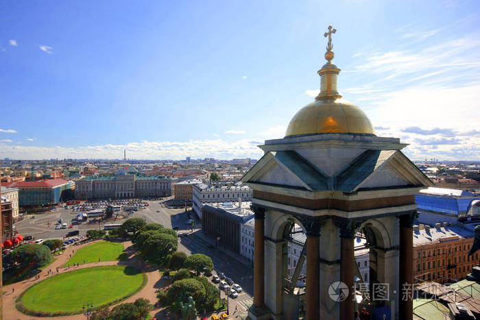 圣以撒广场上查看