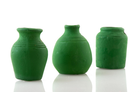 绿色陶器