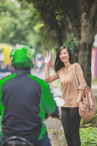 女人订购摩托车的士图片