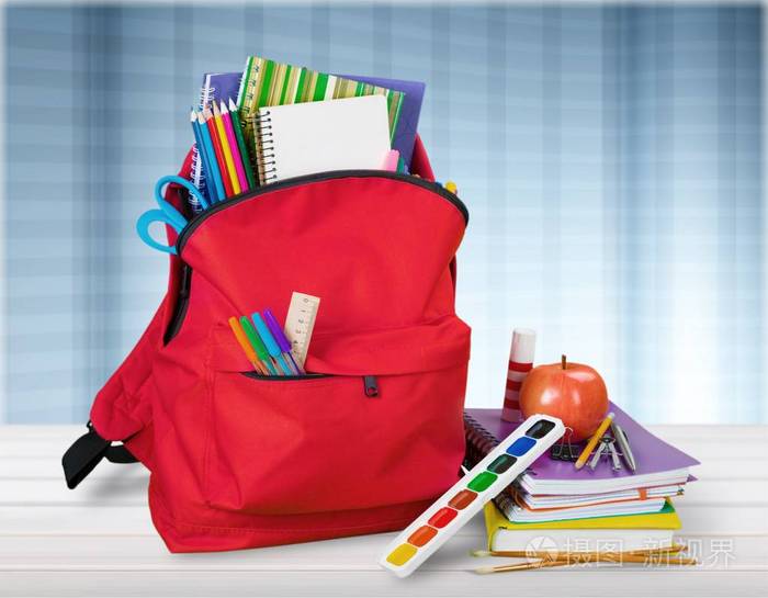 学校背包和文具
