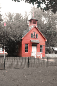 历史的老学校房子保存在公园里
