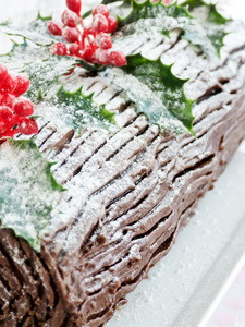 圣诞柴，圣诞节原木形大蛋糕