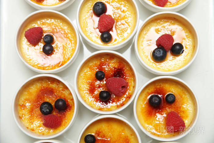 法式甜点焦糖布丁