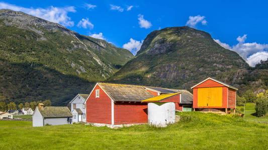 谷仓和棚等挪威农场村