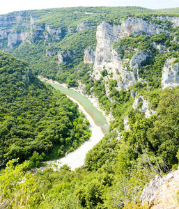 法国罗纳阿尔卑斯大区，ardeche 峡谷