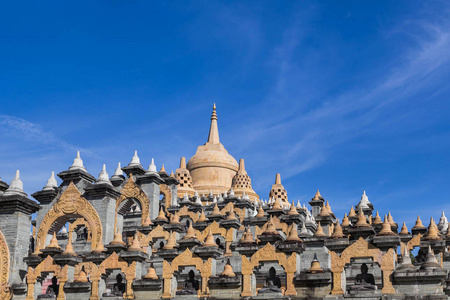 扫管笏 Pa 公庙在泰国的投资回报率等砂岩塔