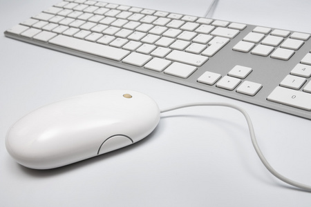 现代键盘和鼠标