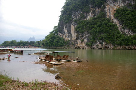 中国澧河与石灰岩构造的兰斯景