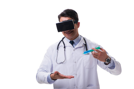 医生穿上白色坝孤立的 vr 虚拟现实耳机