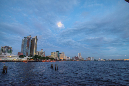 在马尼拉湾的夕阳