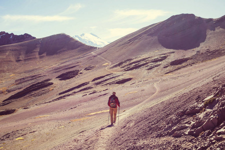 徒步旅行场景中 Vinicunca 库斯科地区 秘鲁