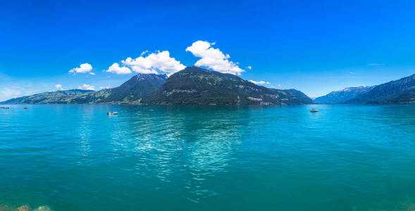 在瑞士的下都湖