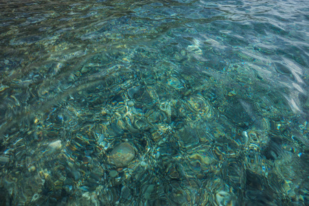 海水和石头底部