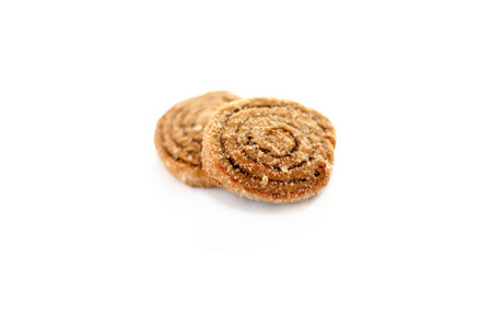 美甜饼干，苏格兰一种小面包 俚家伙，人 饼干 cookie的名词复数  人尤指男人 饼干 cooky的名词