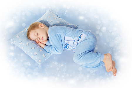 睡小孩熟睡的小孩照片