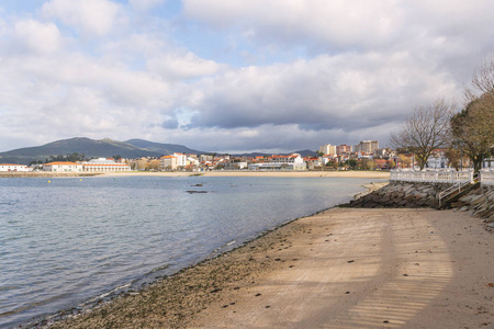 Preguntoiro 海滩和 Vilaxoan 村