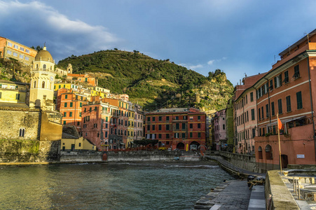 在日落时 Vernazza