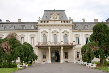 匈牙利凯斯兹特费特宫的正面