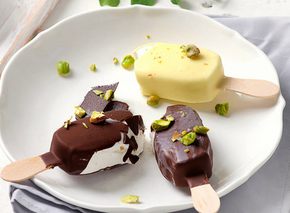 牛奶巧克力冰棒图片