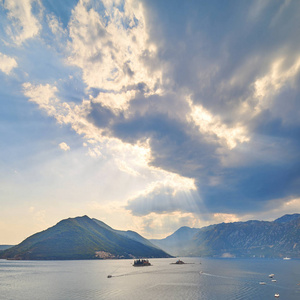 科托尔湾从钟楼的教堂的圣尼古拉在 Perast，黑山