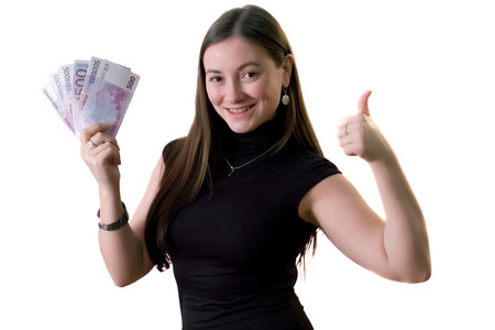 一个抱着钱迷的女孩.照片