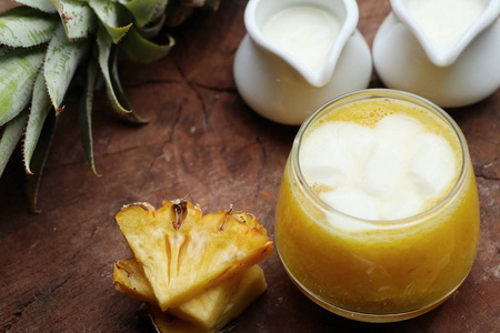 菠萝酸奶图片