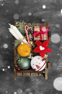 圣诞节礼品盒和节日的各种属性