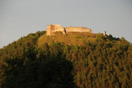 一般认为的城堡山