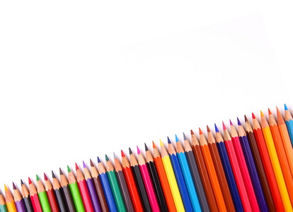 彩色铅笔与白色隔离