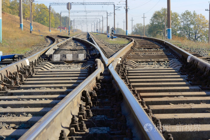 铁路铁轨