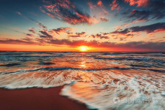美丽的日出在海照片-正版商用图片0246dl-摄图新视界