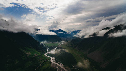 山区河流