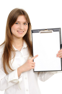 商务女性，有一个文件夹，代表一些东西