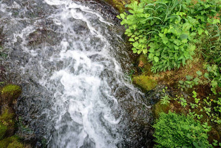 克尔卡国家公园, 克罗地亚希贝尼克克罗地亚国家公园之一的清洁水视图