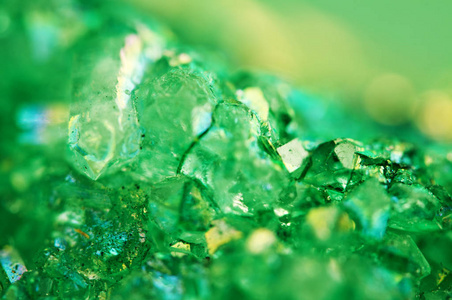 绿色背景，水晶玛瑙质地。宏观